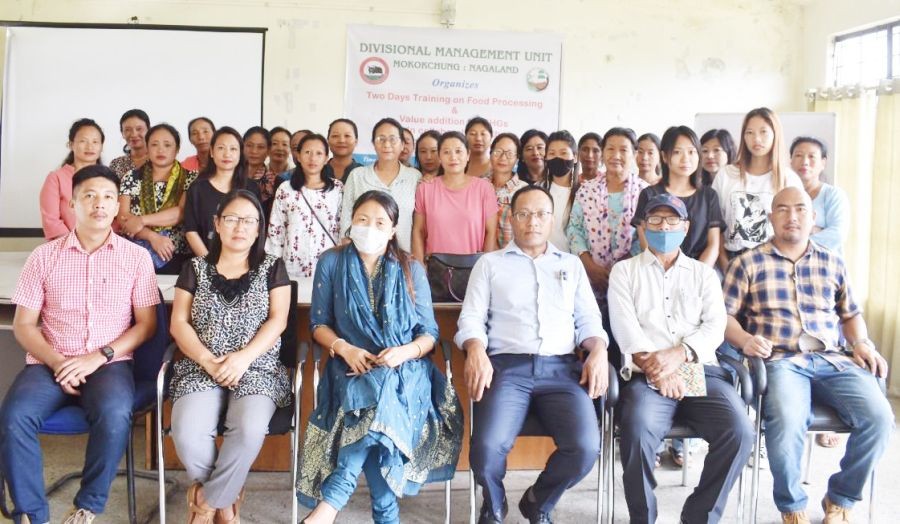 Participants at the two day training on food processing & value addition for Self-Help Groups under Divisional Management Unit (DMU), Mokokchung with DMU officials and resource persons at Forest Complex, Marepkong, Mokokchung on August 22.